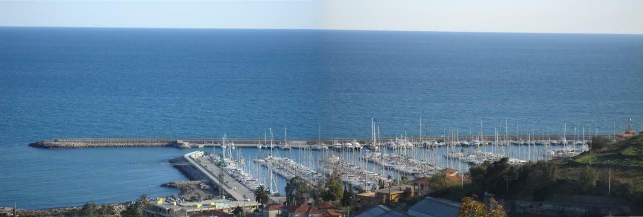 Villa Del Mare Ligure Elvezia Santo Stefano al Mare Exterior foto